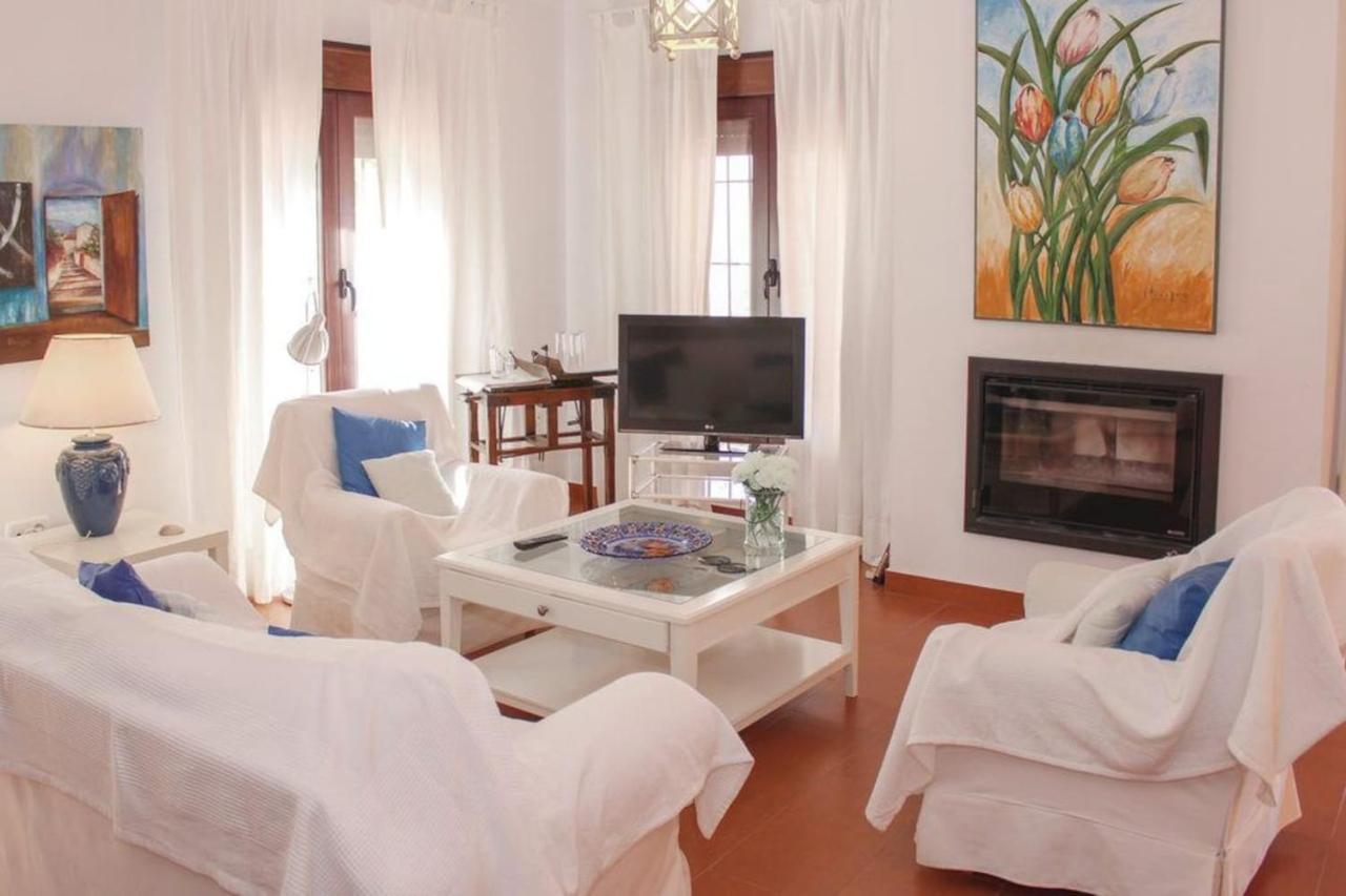 Fuentezuelas Pool Villa Sayalonga Εξωτερικό φωτογραφία